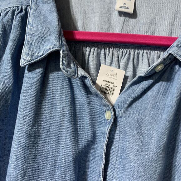 New Old Navy Denim Shirt Size XL Cap Sleeve Button Front Blue Jean Chambray Box - Picture 4 of 6
